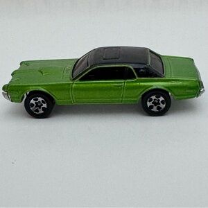 hot wheels 68 cougar 2001 Green With Black Roof